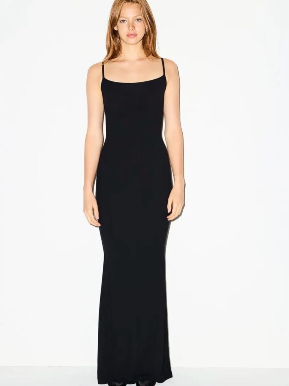 SKINS
SOFT LOUNGE
LONG SLIP DRESS